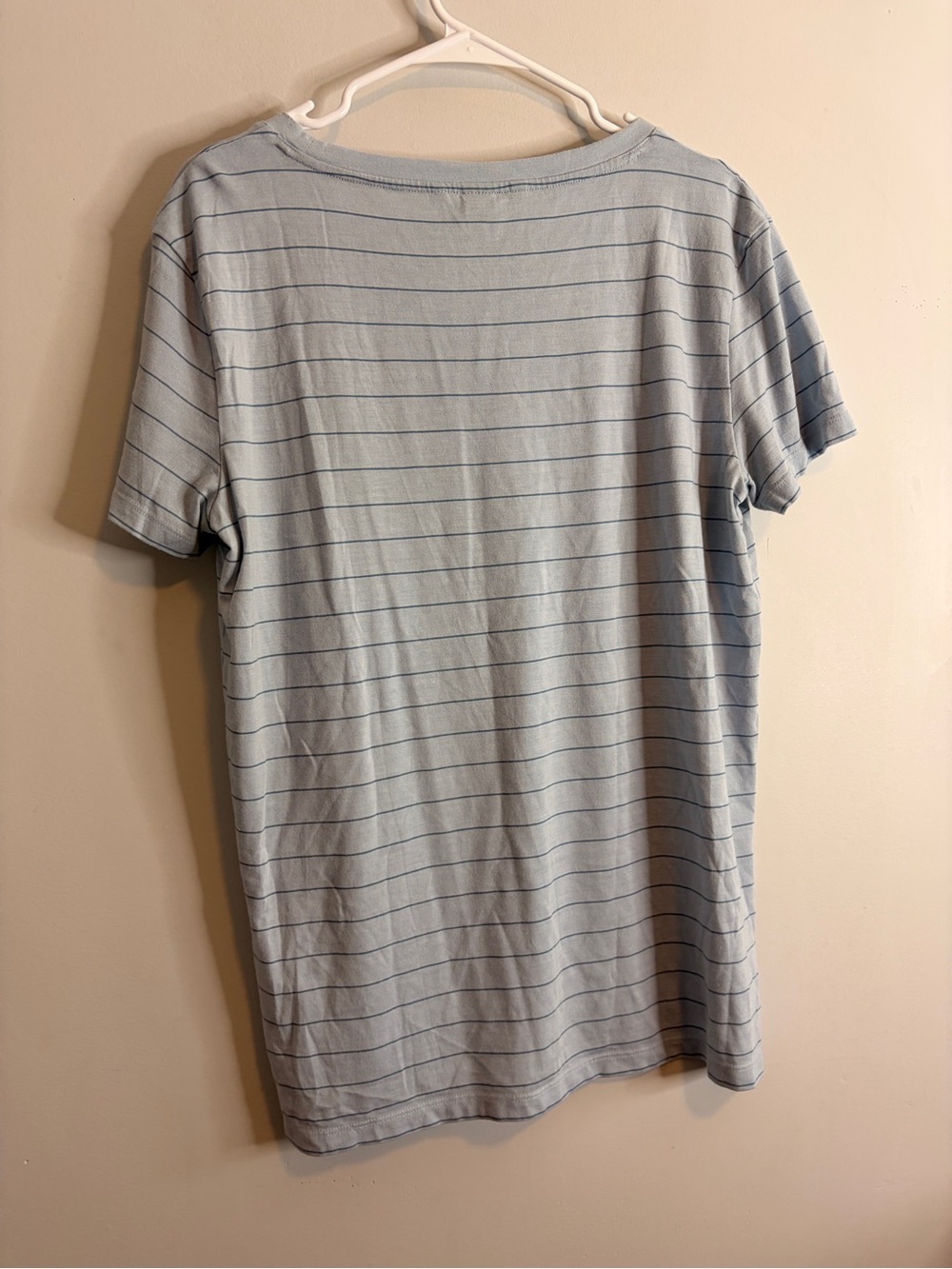Free Fly Women’s Large Light Blue Striped Pocket Short Sleeve Tee - Picture 5 of 6